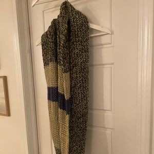 Roots Chunky Knit Infinity Scarf Womens Winter Scarf